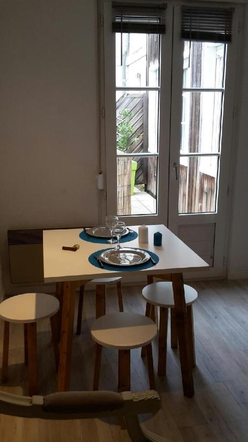 Studio Terrasse Vieux Port-Centre Historique ลาโรแชล ภายนอก รูปภาพ